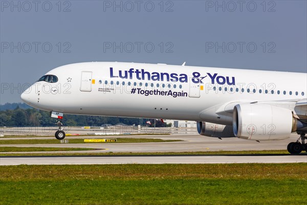 A Lufthansa Airbus A350-900 aircraft with the registration D-AIXP at the airport in Munich