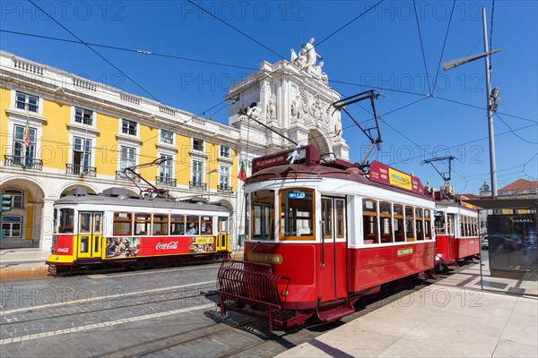 Trams Lisbon Public Transport Transport at the Arc de Triomphe in Lisbon