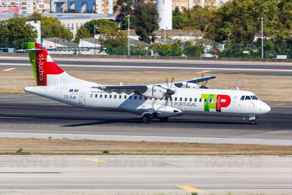 An ATR 72-600 aircraft of TAP Portugal Express with the registration CS-DJA at the airport in Lisbon