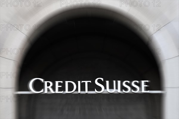 Credit Suisse logo lettering