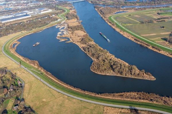 Dike relocation in the Tiedeelbe Kreetsand