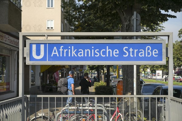 Afrikanische Strasse underground station