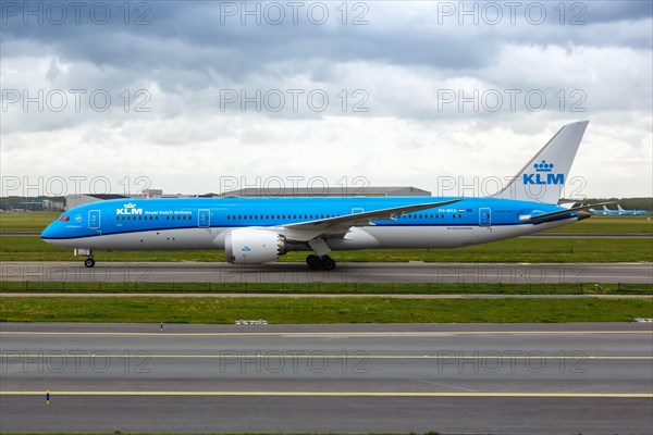 A KLM Royal Dutch Airlines Boeing 787-9 Dreamliner aircraft with registration PH-BHA at the airport in Amsterdam