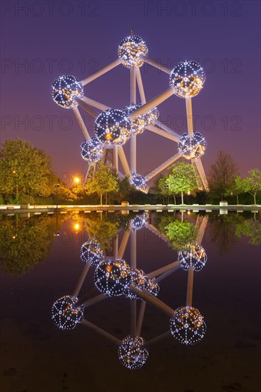 Atomium in the Dusk