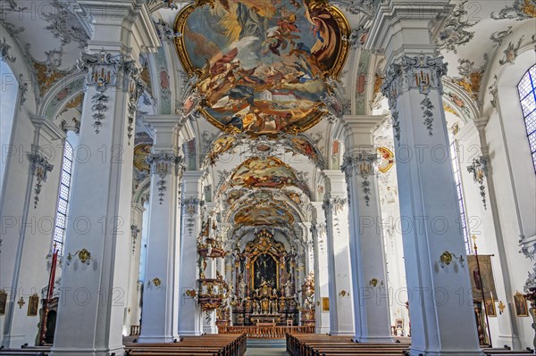 Nave with ceiling frescoes