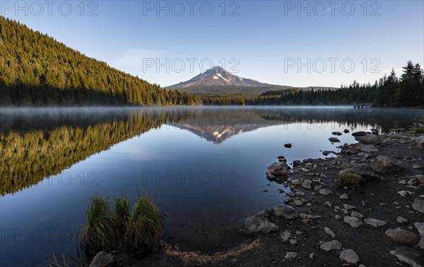 Lake shore