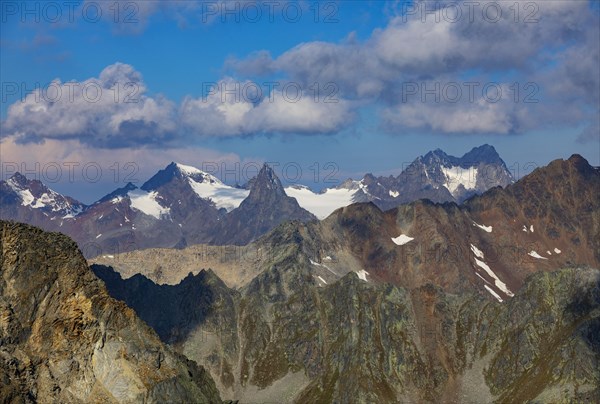 Avalanche barrier