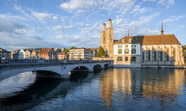 Muensterbruecke and Grossmuenster with Helmhaus and Wasserkirche in the evening light