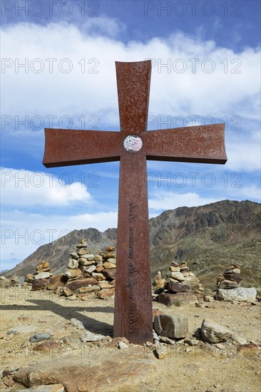 Summit cross on the pass summit of the Timmelsjoch High Alpine Road