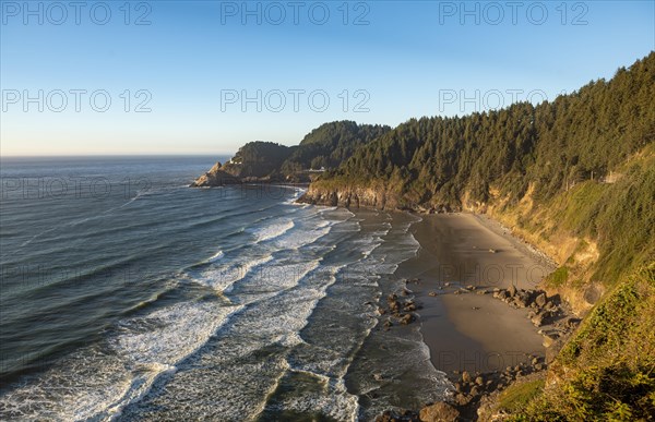 Sandy beach Sealion Beach with Devils Elbow