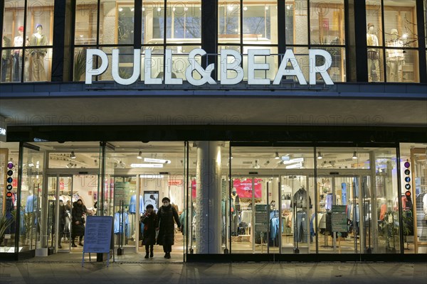 Pull & Bear