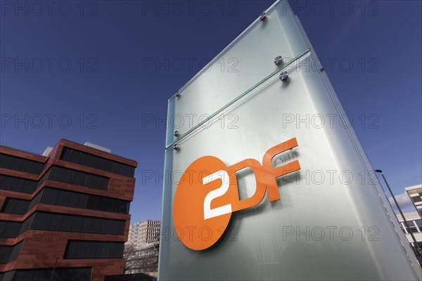 Logo ZDF on a pylon