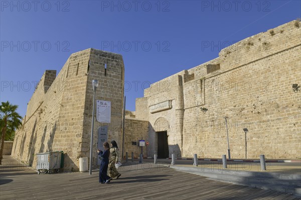 City gate Land gate