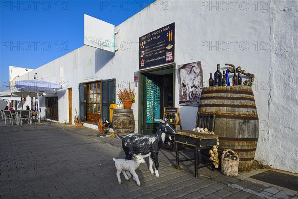 Building with shops in the old town of Teguise