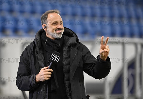 Coach Pellegrino Matarazzo VfB Stuttgart with dazn microphone in hand during interview