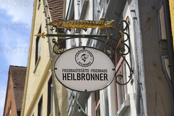 Nose sign Fischhaus Heilbronner