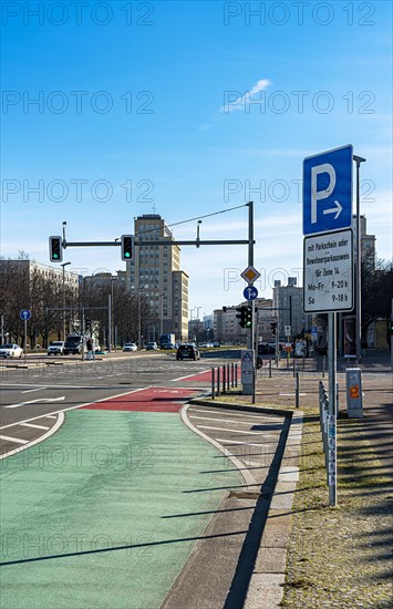 Roadway with bus lane and cycle track in Karl-Marx-Allee