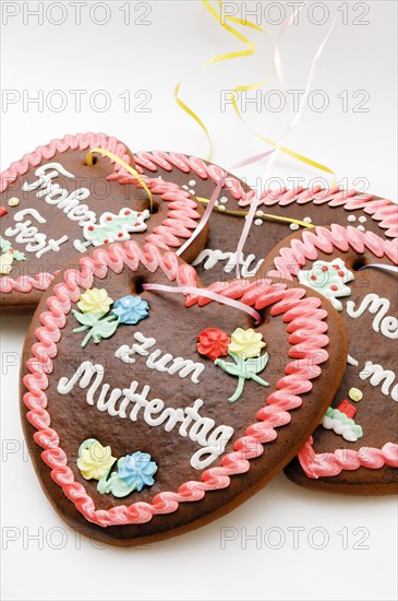 Gingerbread hearts