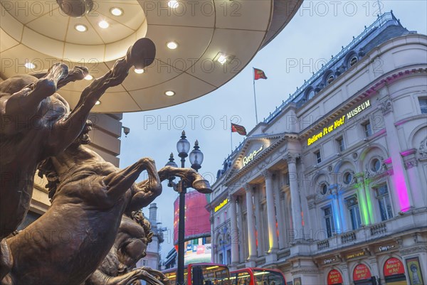 Piccadilly Circus