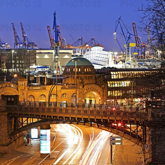 Landungsbruecken with harbour in the evening