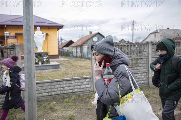 Ukrainian refugees at the border