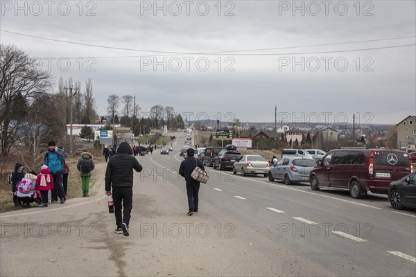 Ukrainian refugees at the border