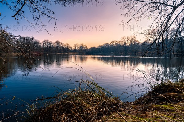 Annateich in Hanover Kleefeld at sunrise