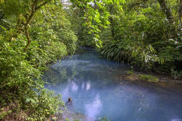 Blue turquoise water of the Rio Celeste caused by sulphur and calcium carbonate