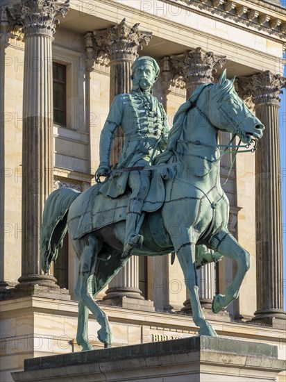 Equestrian statue of Duke Friedrich Wilhelm