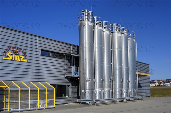 Steel silos for flour