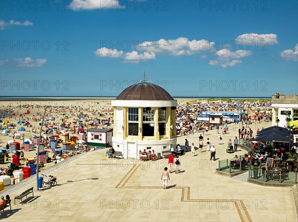 Beach promenade