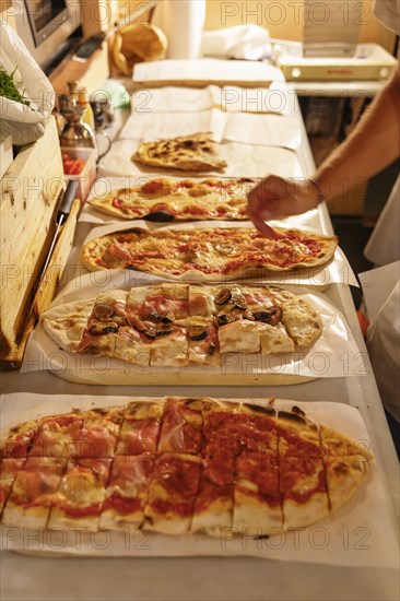 Preparation of pizza