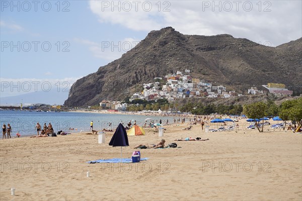 The beach Playa de Las Teresitas