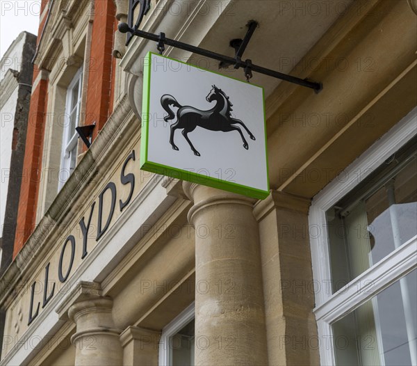 Black horse sign for Lloyds bank