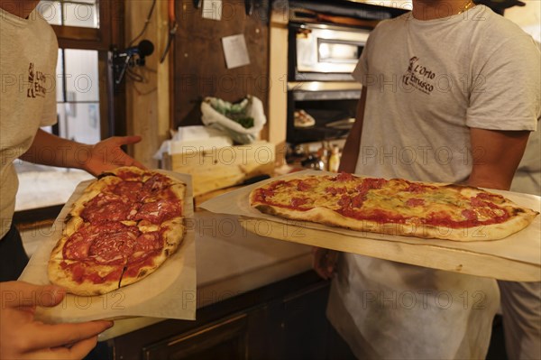 Preparation of pizza