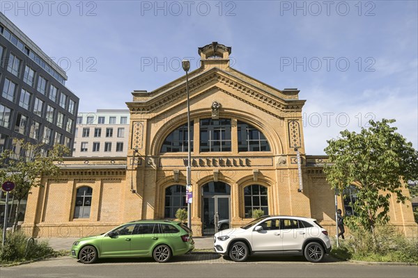 Waiting hall