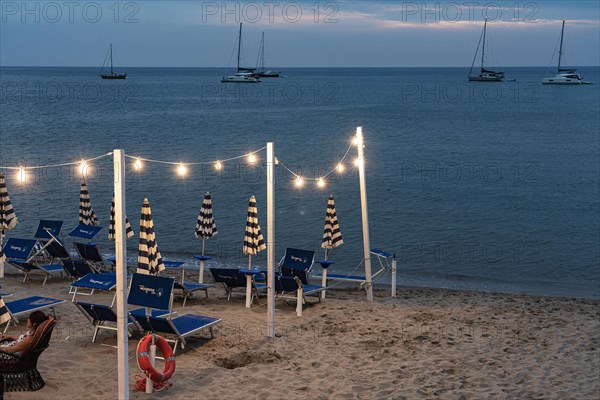 Cefalu beach