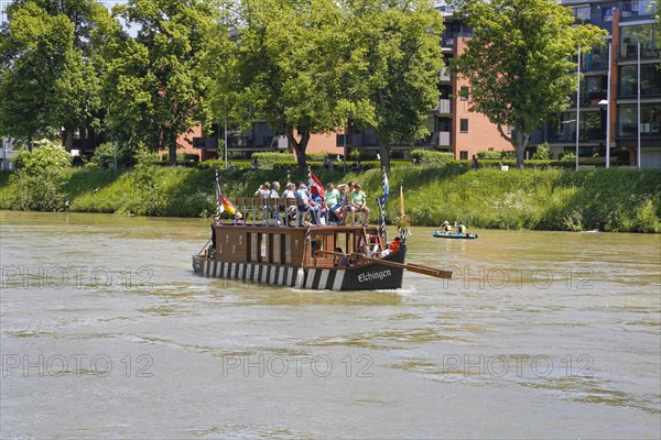 Ulmer Schachtel on the Danube