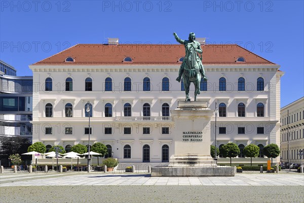 Wittelsbacher Platz with statue of Maximilian Elector of Bavaria and Siemens headquarters