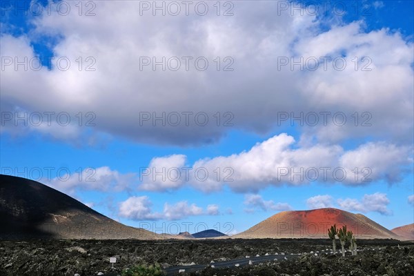 The volcano Montana Colorada near Masdache