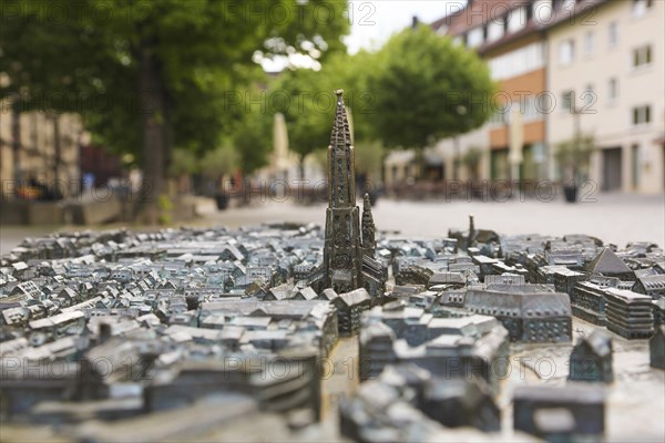 Bronze tactile model for visually impaired and blind people on Muensterplatz