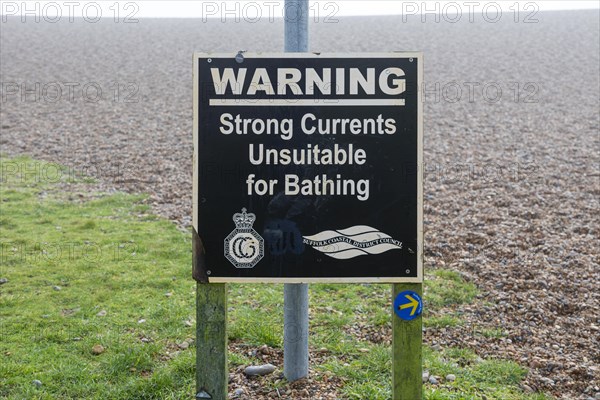 Sign warning of strong currents unsuitable for bathing