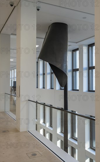 Statue of Limitations by Kang Sunkoo in the staircase hall of the Humboldt Forum