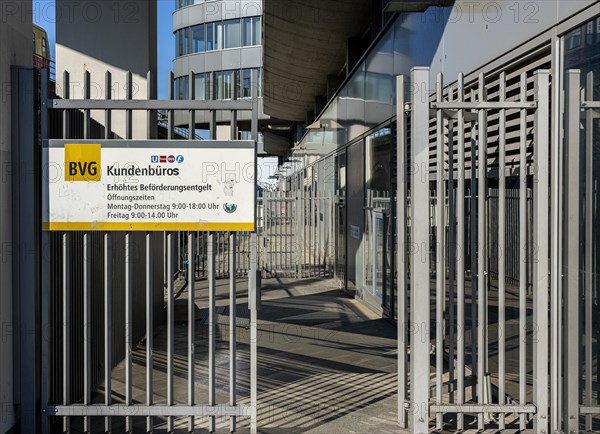 Entrance to the customer office of Berliner Verkehrsbetriebe