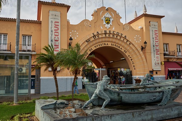 Entrance to the market hall