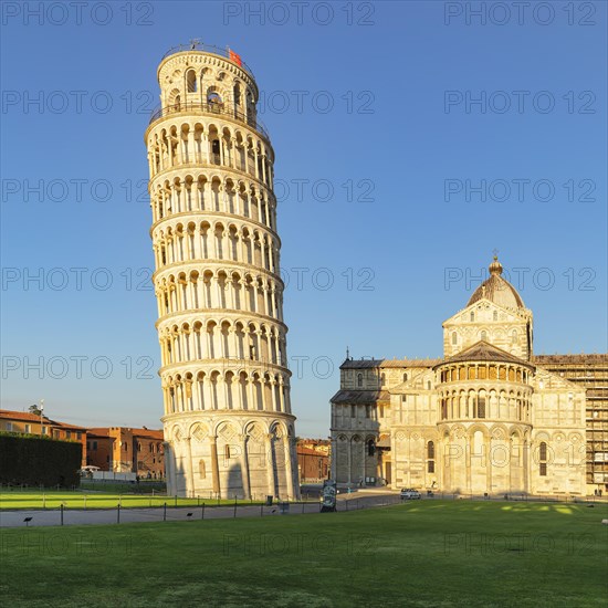 Santa Maria Assunta Cathedral and Leaning Tower in Piazza dei Miracoil