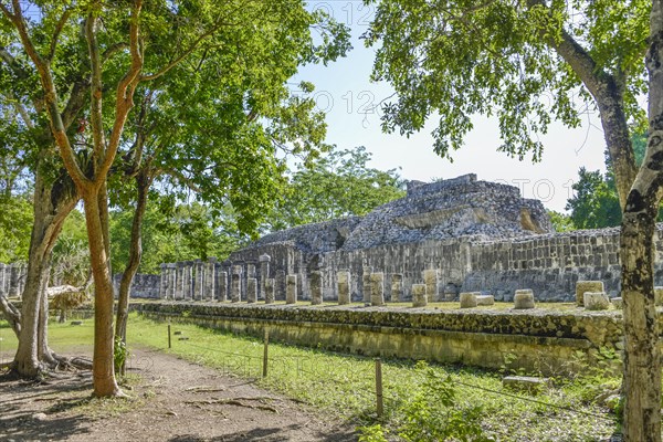 Warrior Temple Templo de los Guerreros with the Hall of 1000 Pillars