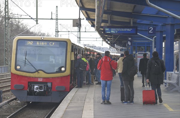 S-Bahn at Treptower Park S-Bahn station