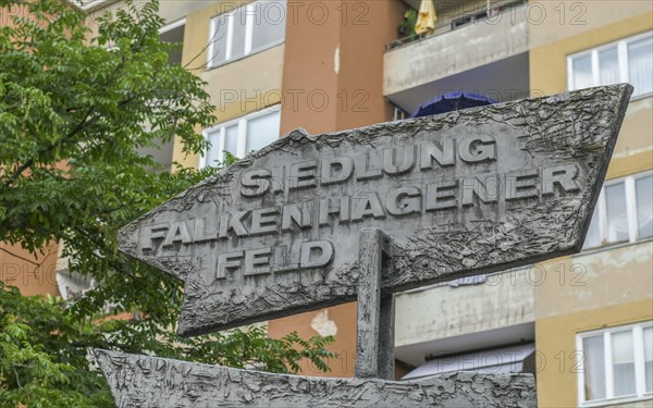 Monument to the founding of the large housing estate Falkenhagener Feld