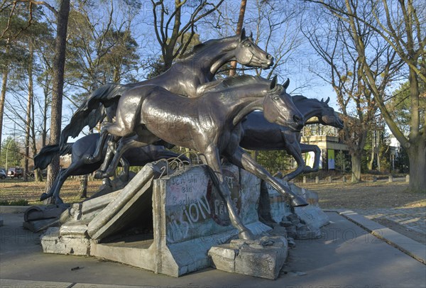 Monument 'The Wind of Freedom'